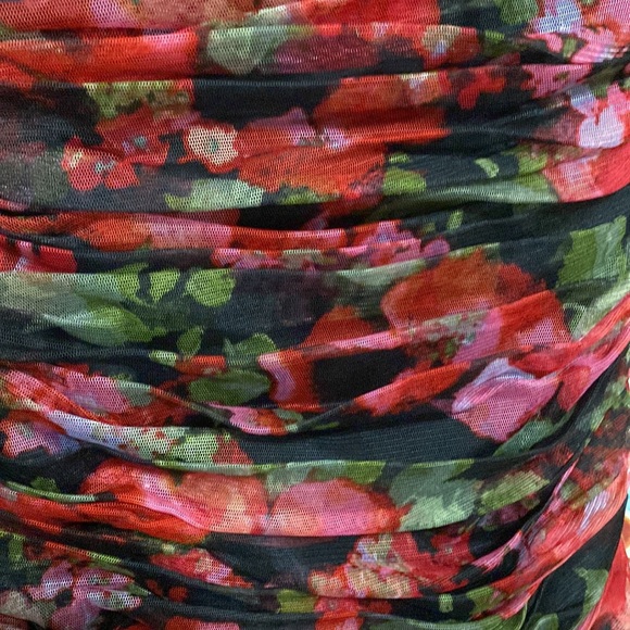 Marchesa pearl rose print ruched bodycon dress - Picture 6 of 7